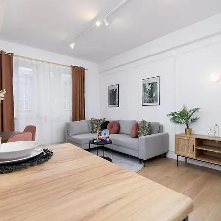 Old Town Dluga 48 Family By Renters