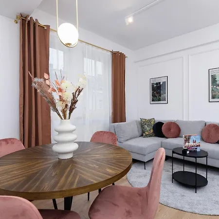 Old Town Dluga 48 Family By Renters Apartament Kraków